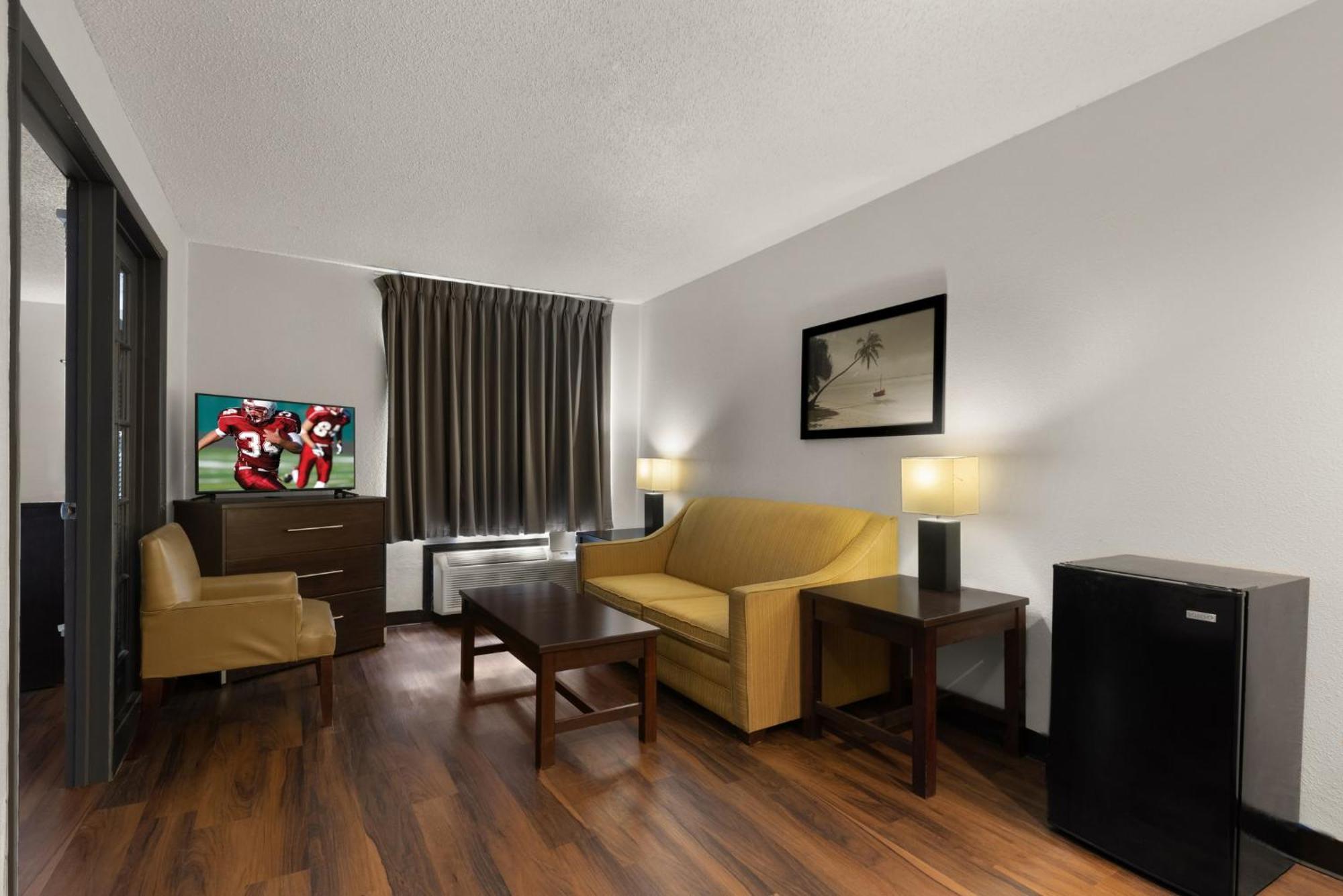 Red Roof Inn & Suites Savannah Airport Pooler Ngoại thất bức ảnh