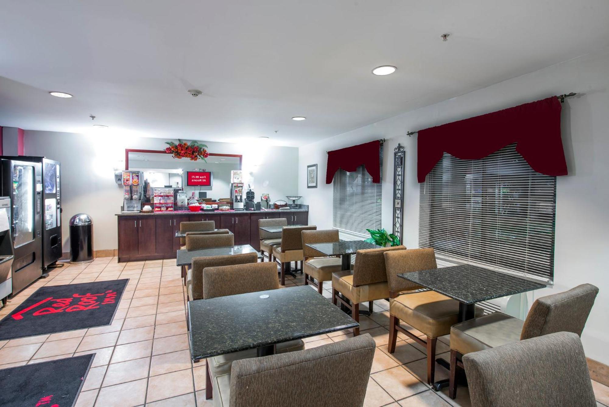 Red Roof Inn & Suites Savannah Airport Pooler Ngoại thất bức ảnh