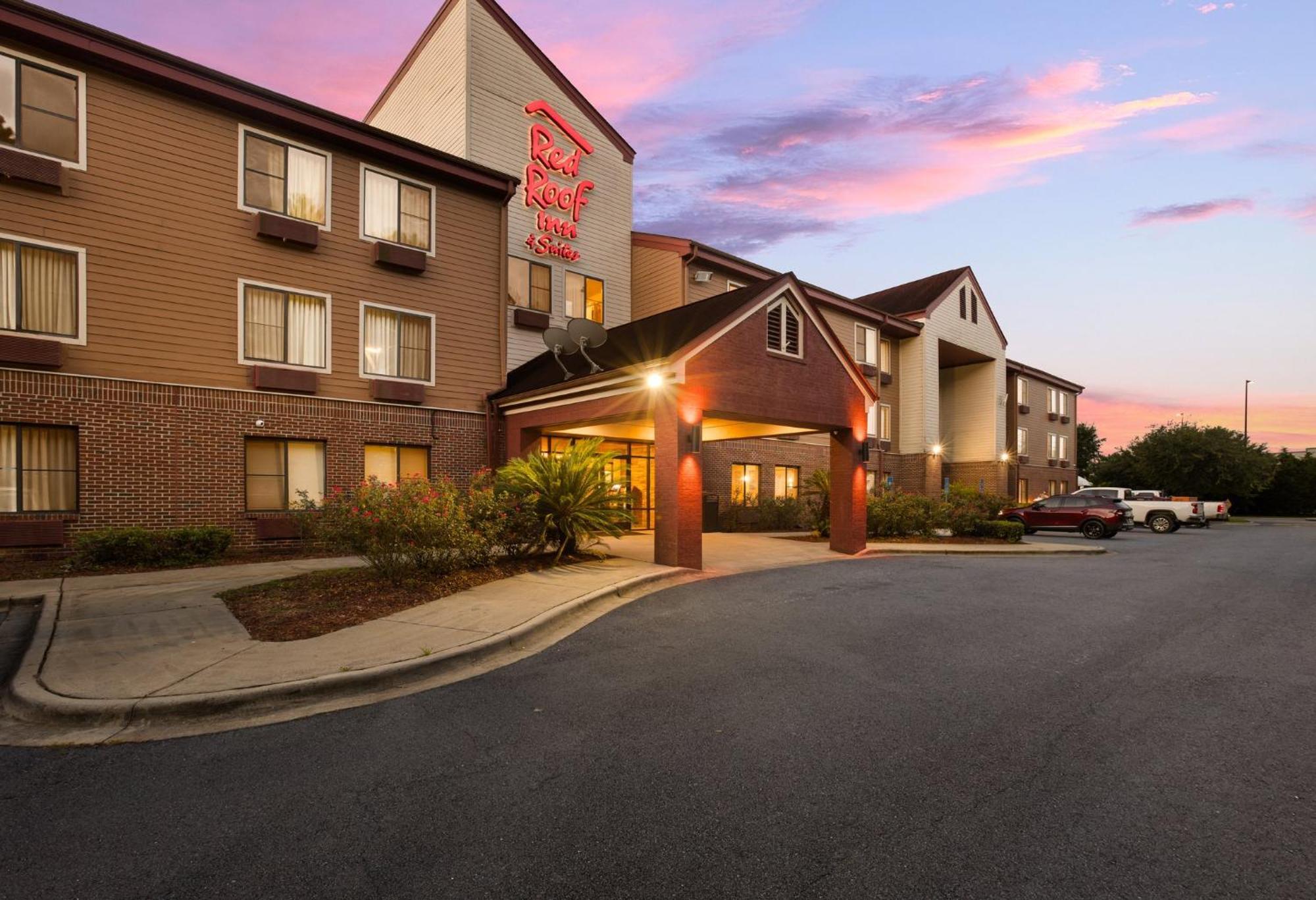 Red Roof Inn & Suites Savannah Airport Pooler Ngoại thất bức ảnh