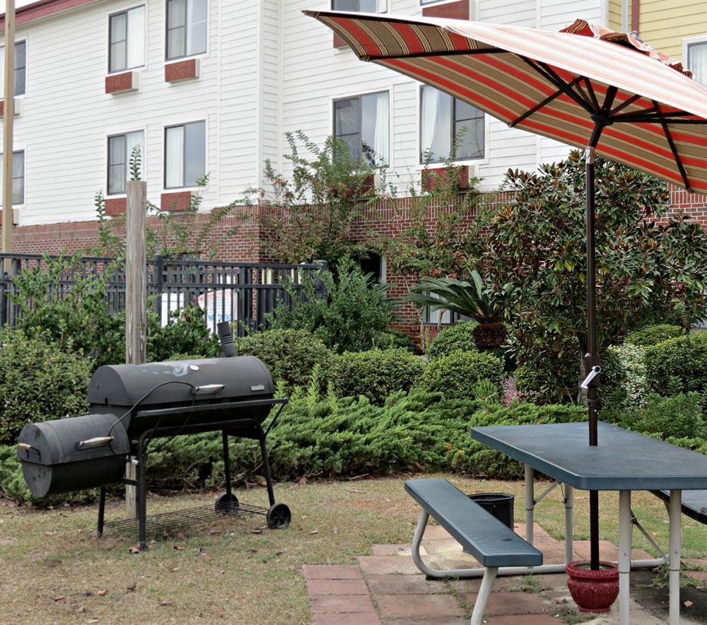 Red Roof Inn & Suites Savannah Airport Pooler Ngoại thất bức ảnh